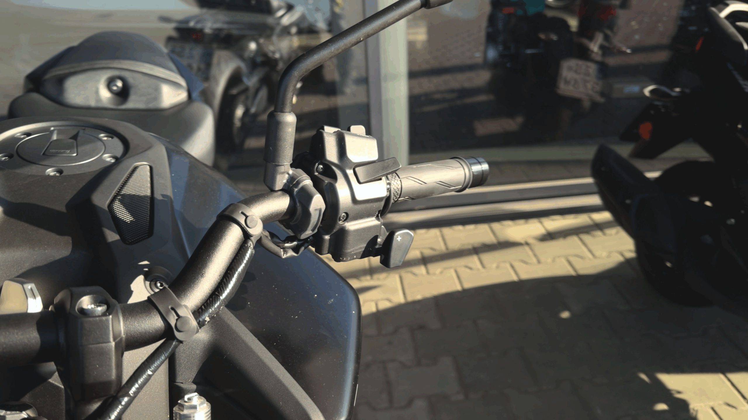 Yamaha MT-09 Y-AMT 2025